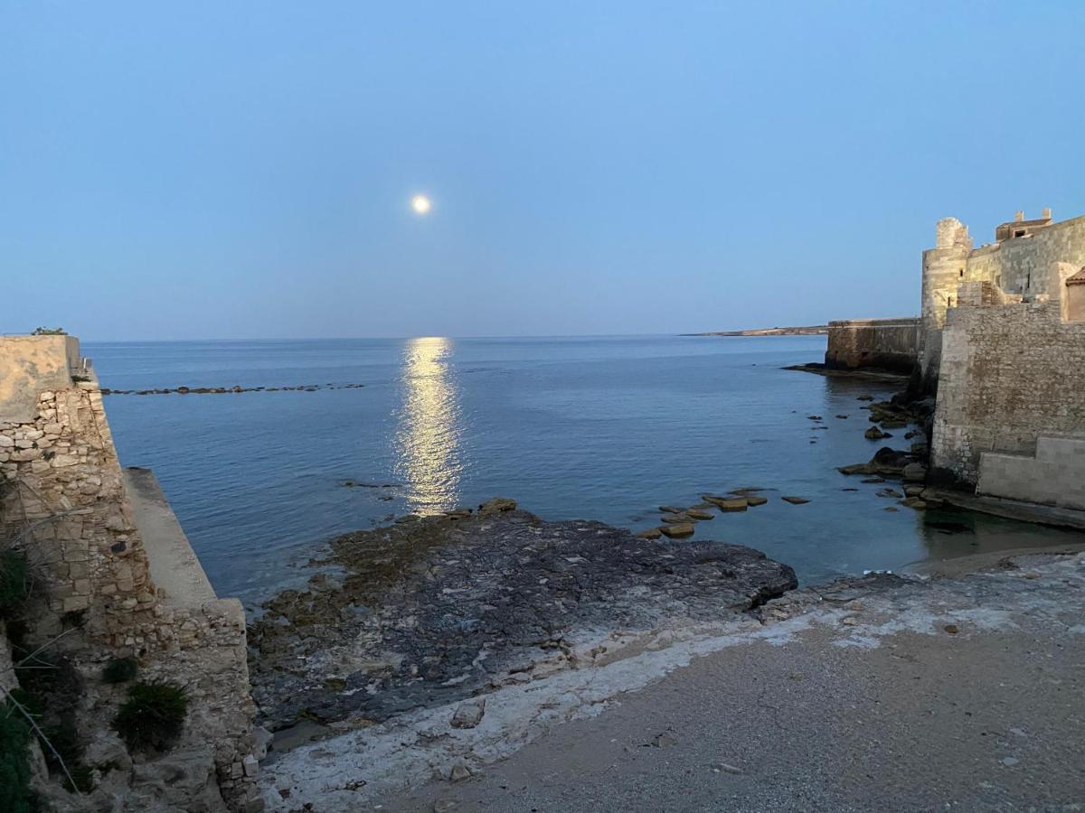 Incantevole Appartamento In Palazzo Storico Ortigia Syracuse Exterior foto
